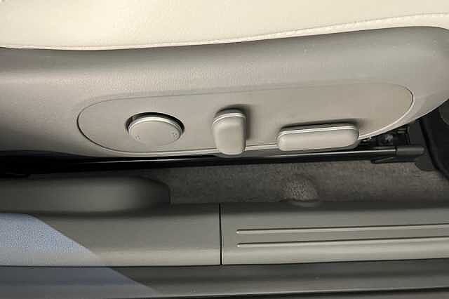 Hyundai Ioniq 5 239kW Ultimate 84 kWh 5dr AWD Auto