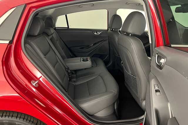 Hyundai IONIQ 1.6 GDi Hybrid Premium SE 5dr DCT