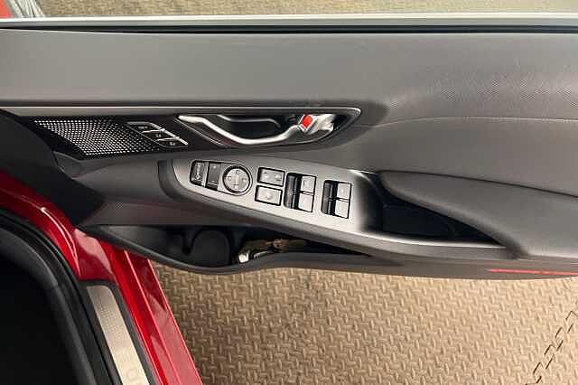 Hyundai IONIQ 1.6 GDi Hybrid Premium SE 5dr DCT