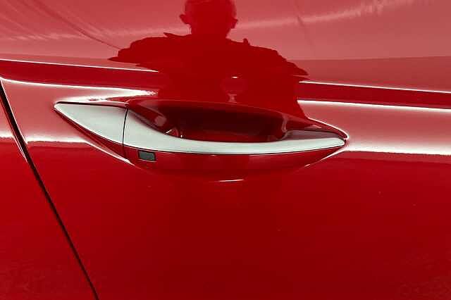 Hyundai IONIQ 1.6 GDi Hybrid Premium SE 5dr DCT