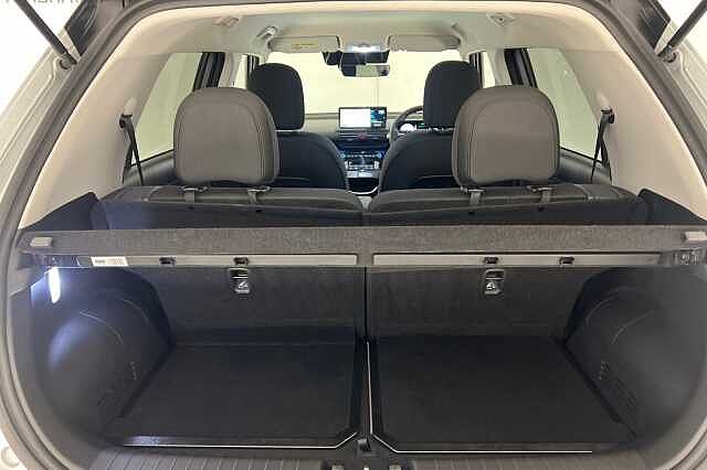 Hyundai INSTER 85kW 02 49kWh 5dr Auto Aero Silver