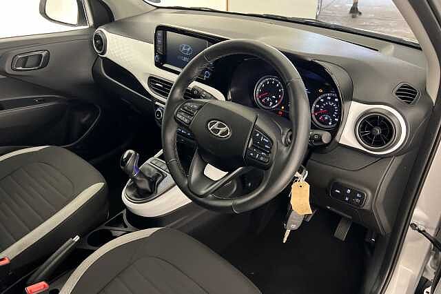 Hyundai i10 1.2 MPi Premium 5dr Auto