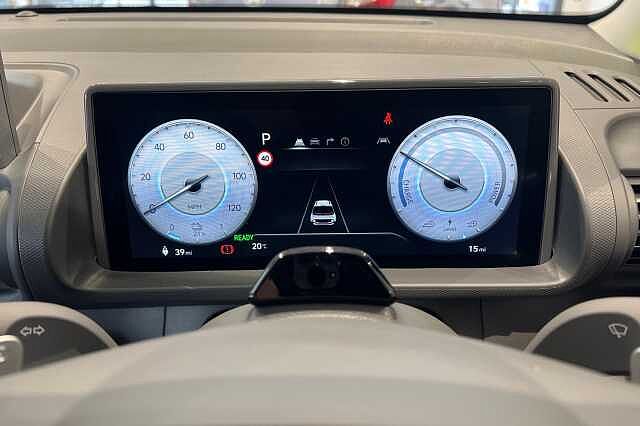 Hyundai INSTER 85kW Cross 49kWh 5dr Auto Abyss Black