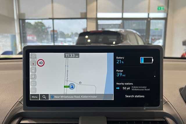 Hyundai INSTER 85kW Cross 49kWh 5dr Auto Abyss Black