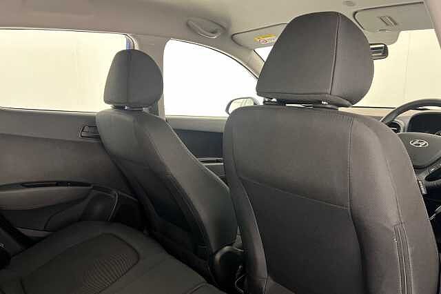 Hyundai i10 1.2 SE 5dr Auto