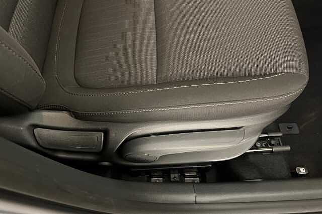 Hyundai KONA 1.6 GDi Hybrid Premium 5dr DCT