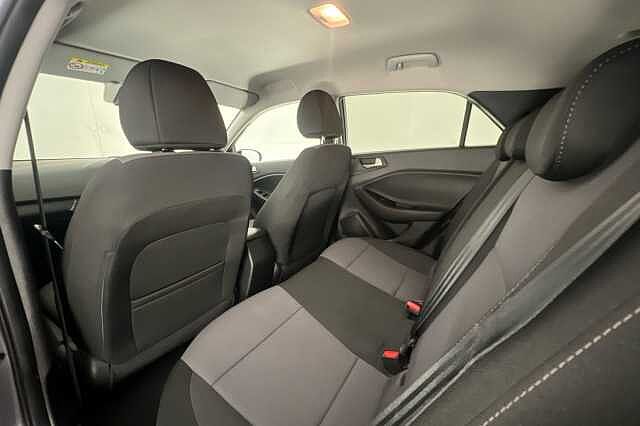Hyundai i20 1.0 T-GDi Play 5dr