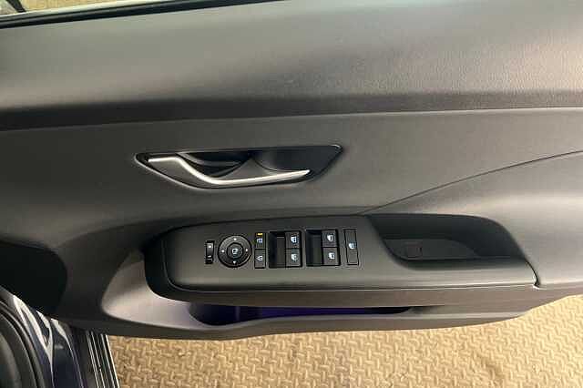 Hyundai KONA 1.6 GDi Hybrid Ultimate 5dr DCT