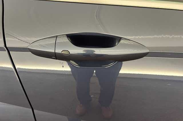 Hyundai KONA 1.6 GDi Hybrid Ultimate 5dr DCT