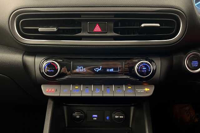Hyundai KONA 1.6 GDi Hybrid Ultimate 5dr DCT