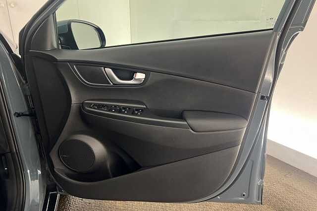 Hyundai KONA 1.6 GDi Hybrid Ultimate 5dr DCT