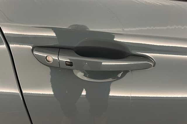 Hyundai KONA 1.6 GDi Hybrid Ultimate 5dr DCT