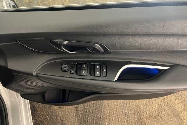 Hyundai i20 1.0T GDi 48V MHD Premium 5dr DCT
