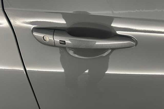 Hyundai KONA 150kW Ultimate 64kWh 5dr Auto